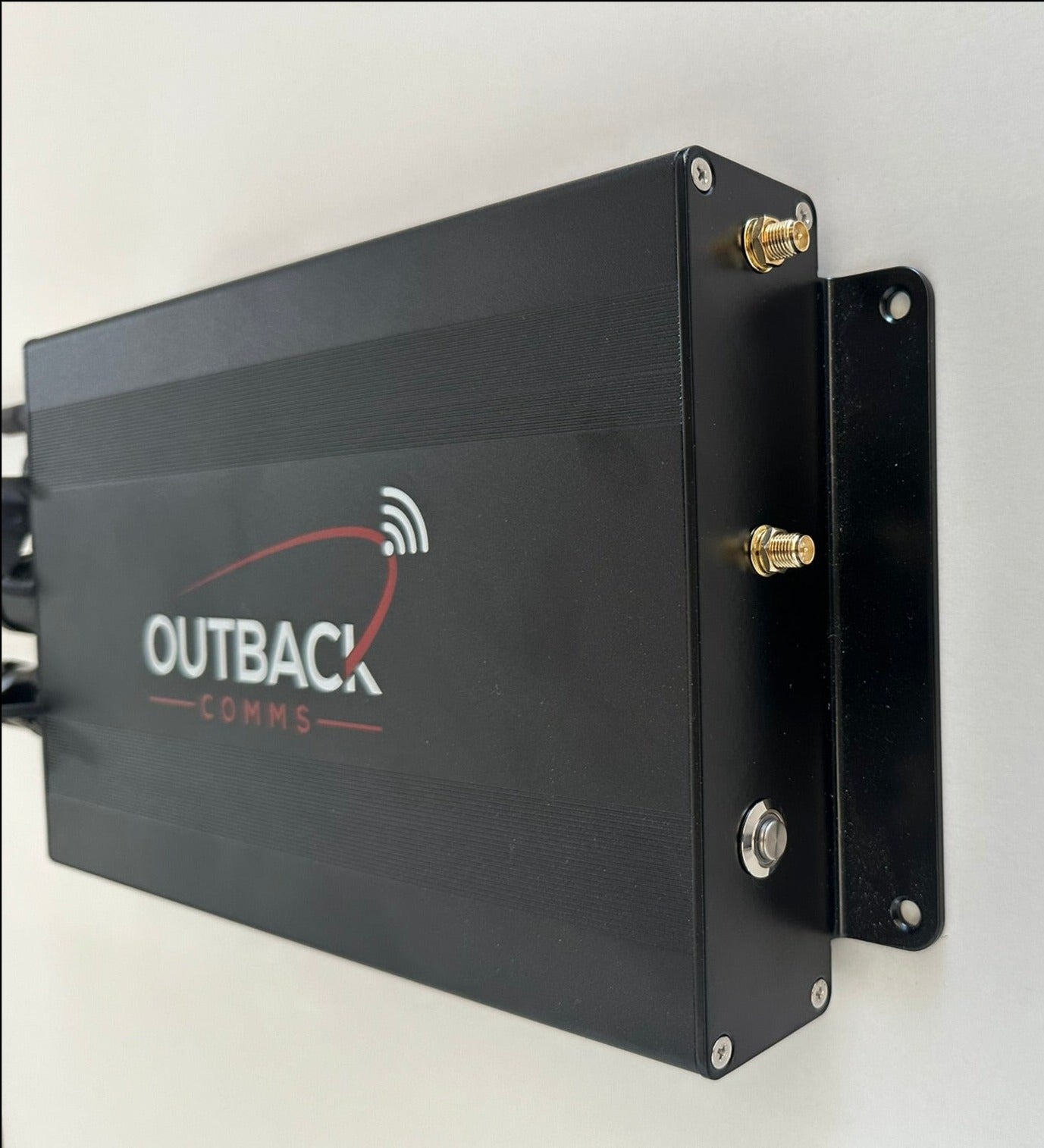 12/24v Plug and Play System - Outback Comms
